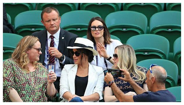 比如起跳时 比如起跳时